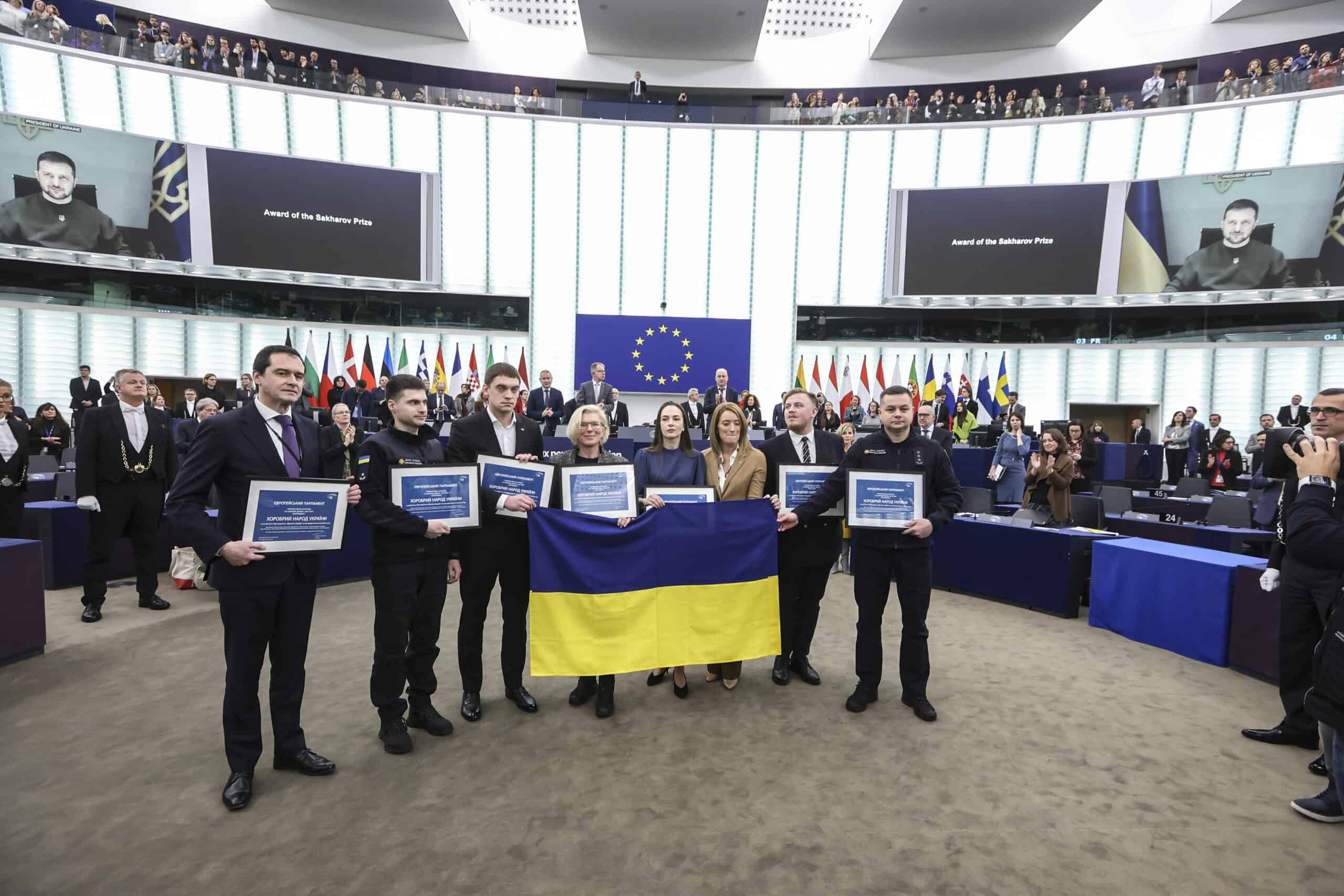 Přečtete si více ze článku Sacharovova cena Evropského parlamentu za rok 2022 byla udělena statečnému ukrajinskému lidu