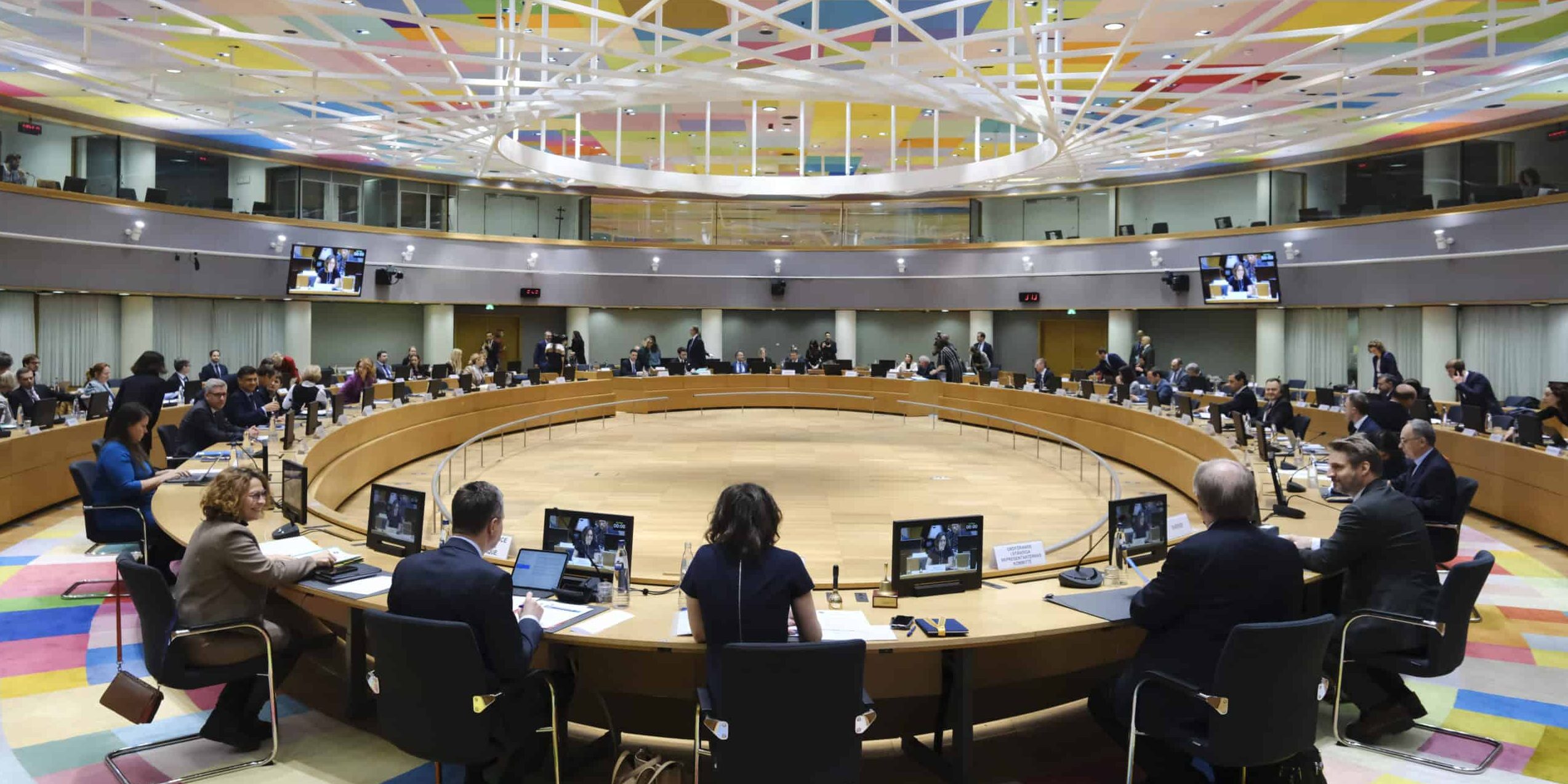 Přečtete si více ze článku Ministři jednali o přípravě Evropské rady a posunuli jednání v nové úpravě severoirského protokolu