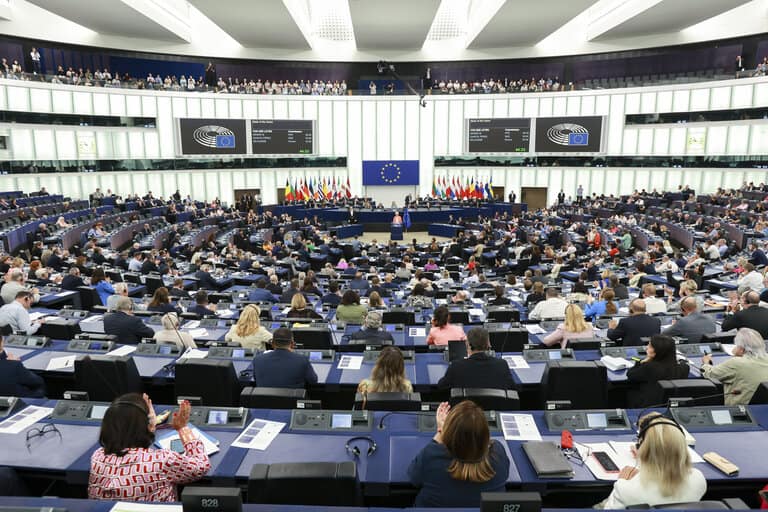 Přečtete si více ze článku Výbor Evropského parlamentu schválil svou zprávu o emisní normě Euro 7