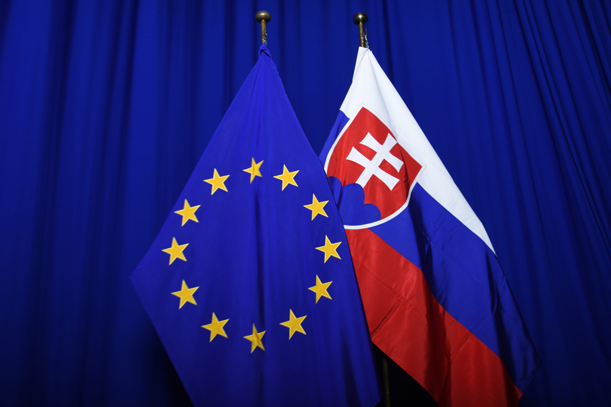 Přečtete si více ze článku Eurokomisař Reynders varoval Ficovu vládu, že změny trestního práva budou mít následky