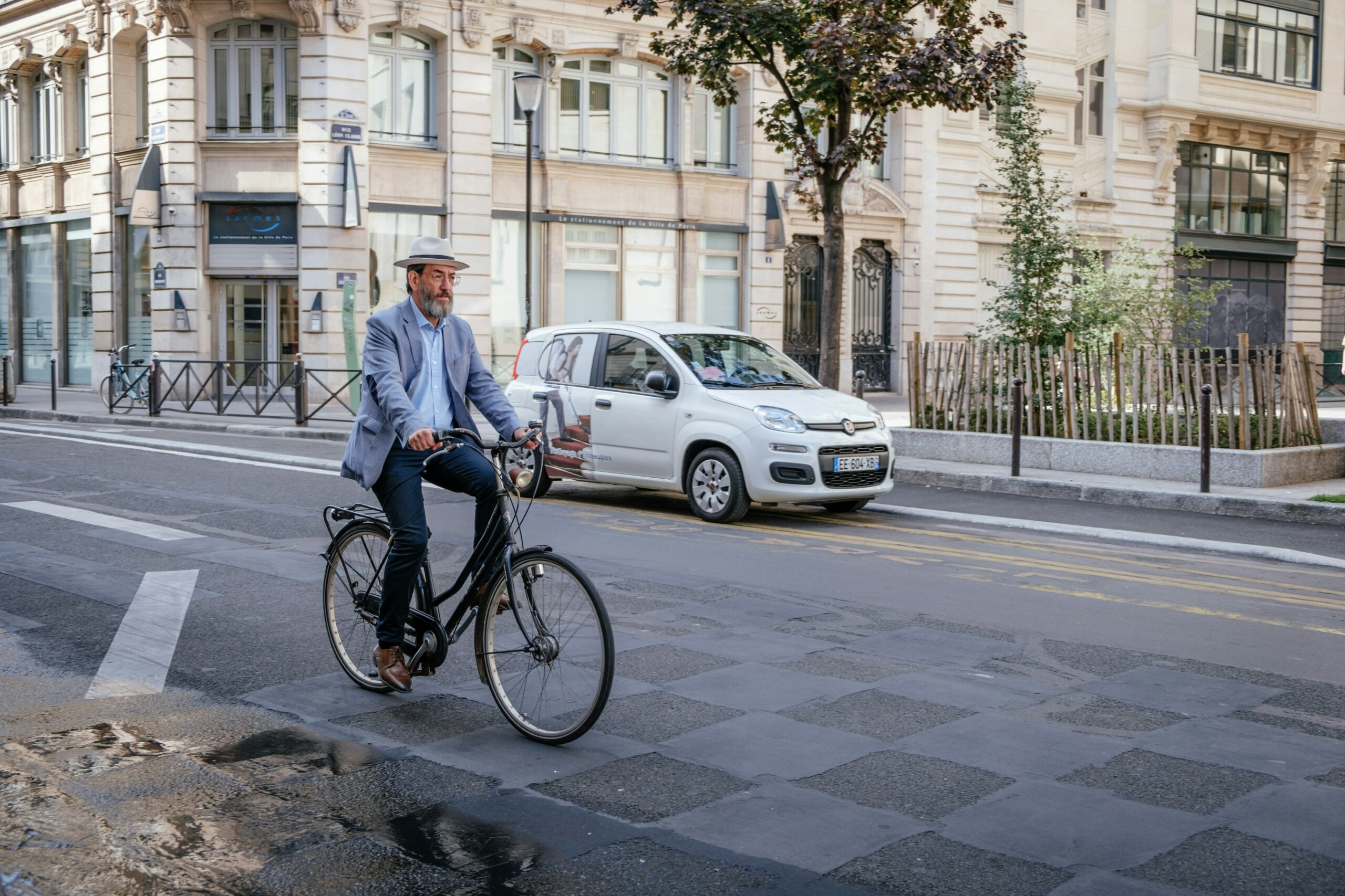 Přečtete si více ze článku 1. říjen: mezinárodní den téměř všech. Slaví lékaři, senioři i vegetariáni. Zároveň je i den hudby a cyklistiky.