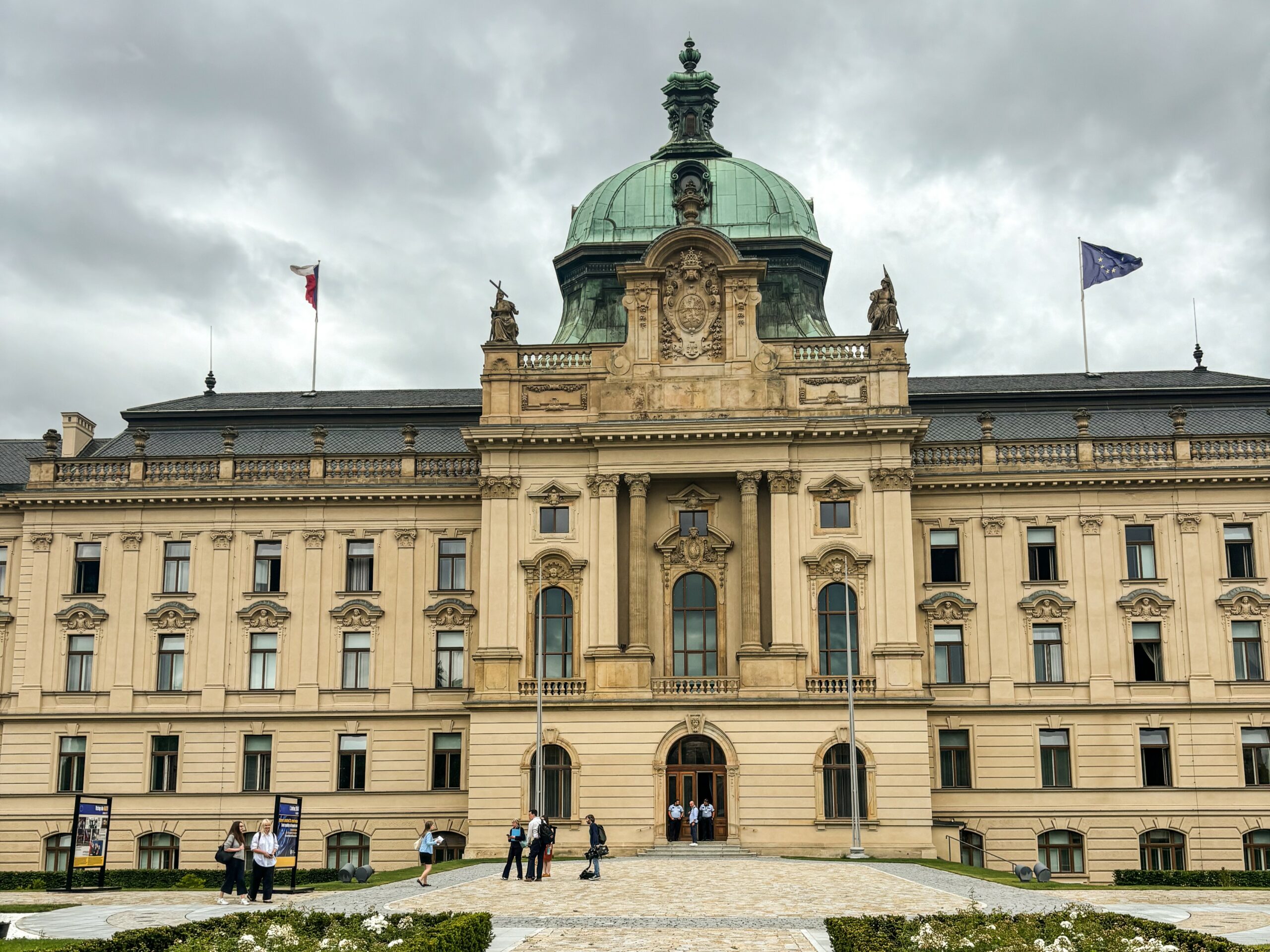 Přečtete si více ze článku Kam za kulturou? Přijďte o adventní neděli do zahrady Strakovy akademie